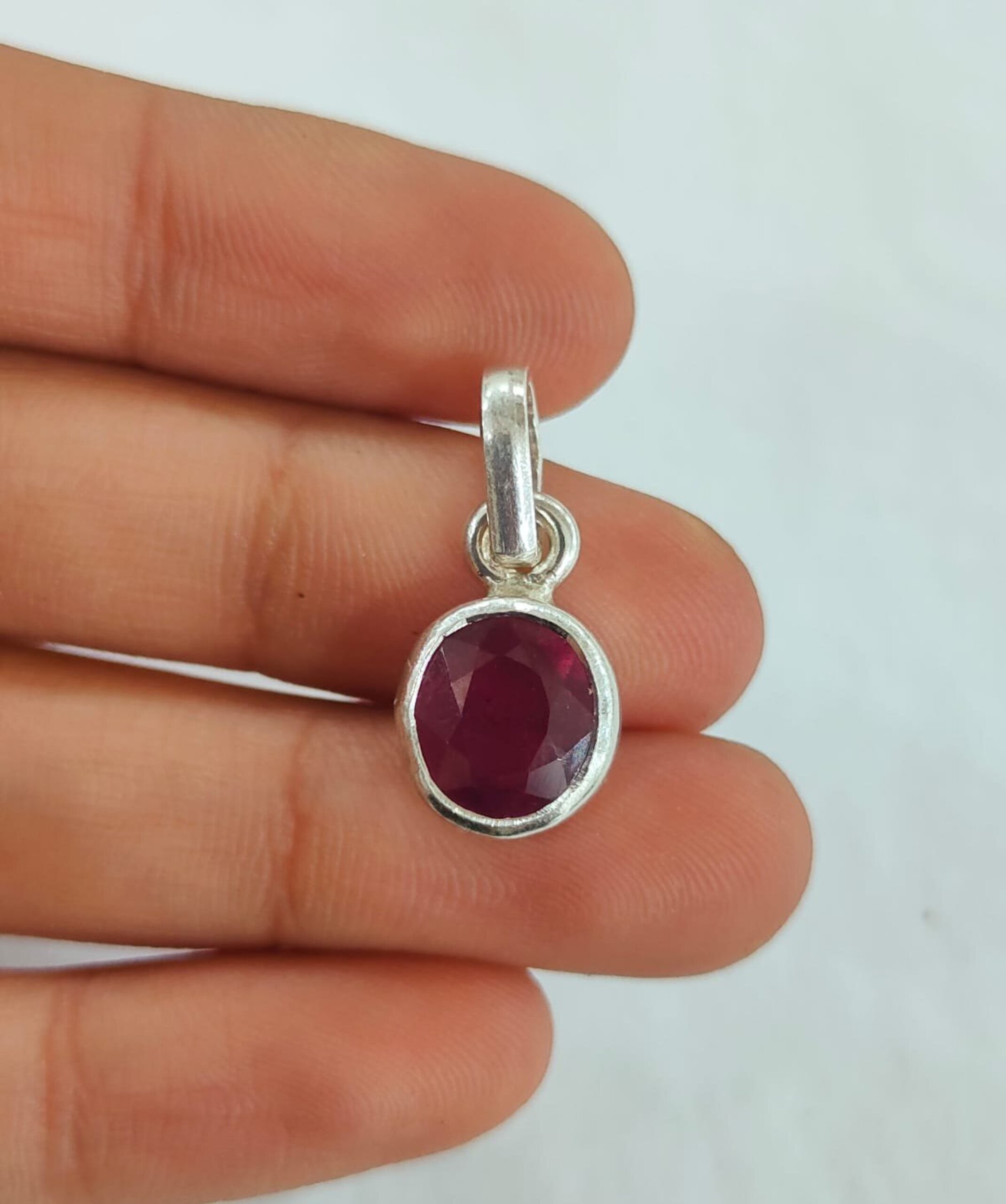RUBY MANIK SILVER PENDANT